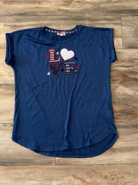 American Spirit Americana-themed graphic Love Medium Blue USA